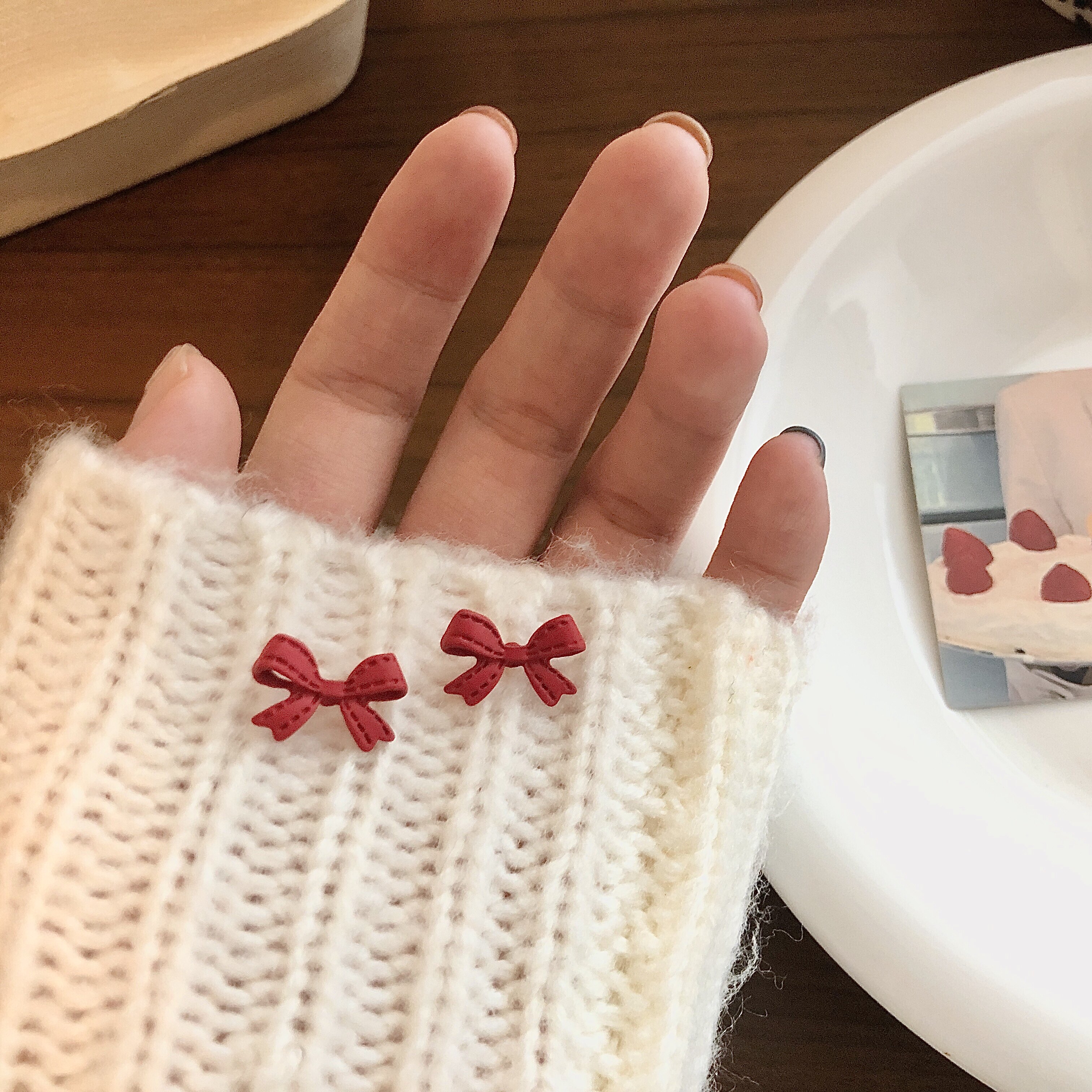 2021 new trendy red bow earrings female Korean temperament net red fashion simple and compact all-match earrings