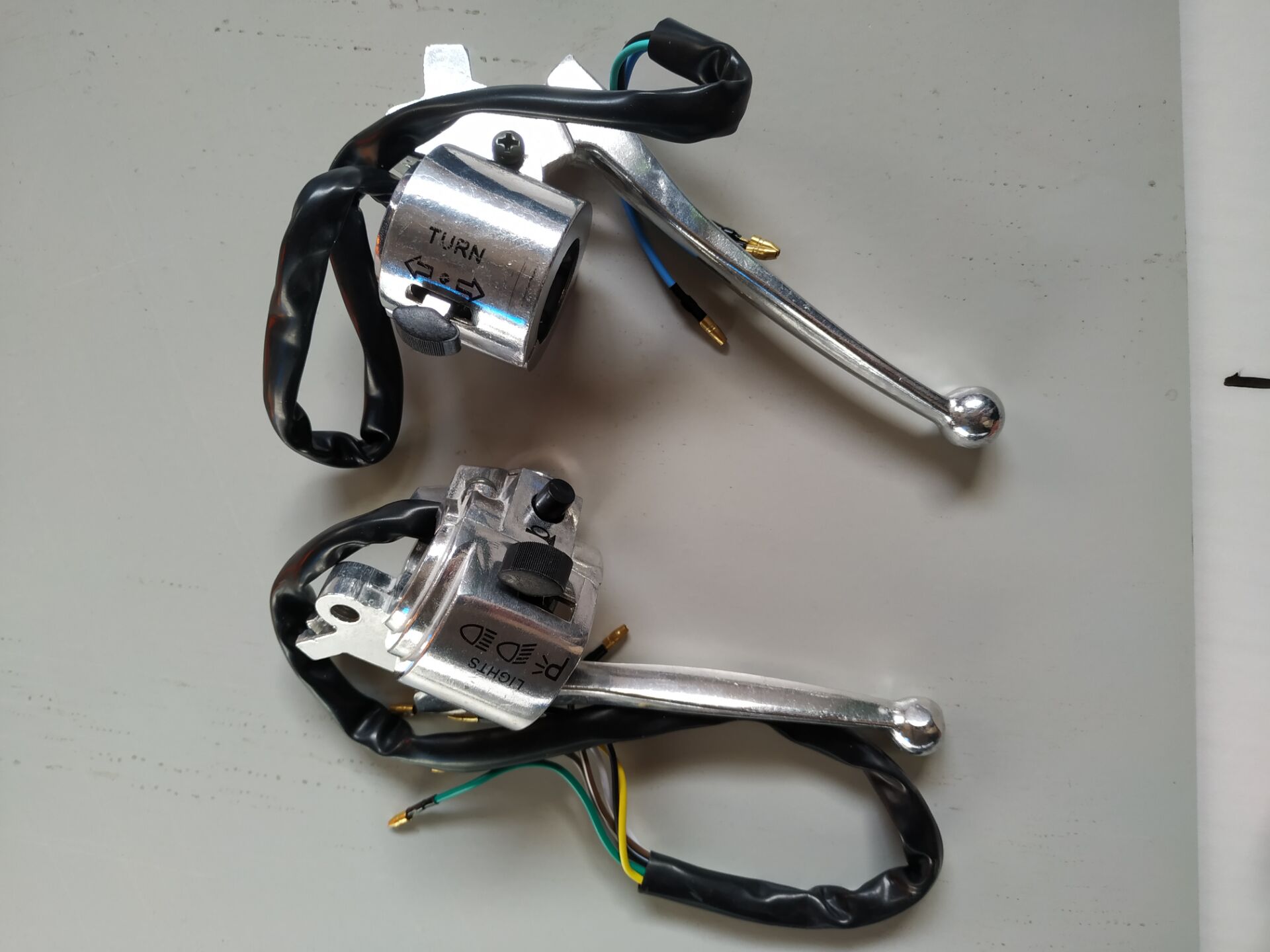 Locomotive Accessories Golden City Changchun AX100 Black White Left Right COMBINED HANDLE INTEGRATED SWITCH HANDLEBAR SWITCH