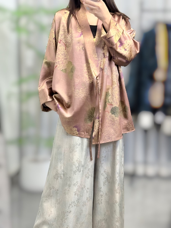 【Lady's Leather Poetry Robe】Full Silk Fragrant Cloud Yarn Lady's Front Spray-Painted Hydrangea Leather Robe, Bust Size 120 【Lady's Leather Poetry Robe】Full Silk Fragrant Cloud Yarn Lady's Front Spray-Painted Hydrangea Leather Robe, Bust Size 120