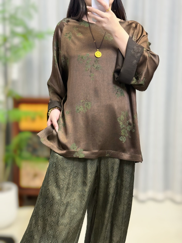 【Grape Blossom】Elegant Stretch Satin Round Neck Reversible Minimalist (92% Mulberry Silk/8% Spandex)