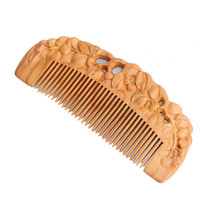 Peach wood carved comb hair care hair maintenance anti-hair loss static electricity send mother girlfriend girlfriend birthday gift ward off evil spirits