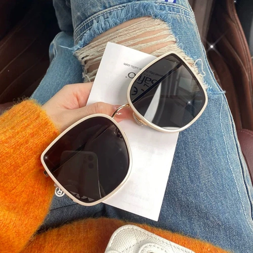 Брендовые солнцезащитные очки на солнечной энергии, 2024 года, изысканный стиль, защита от ультрафиолета, по фигуре