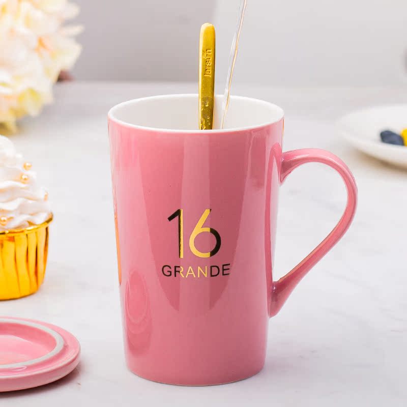 Men and women lovers with water glass ceramic keller with cover milk coffee cup household teaspoons of creative move trend