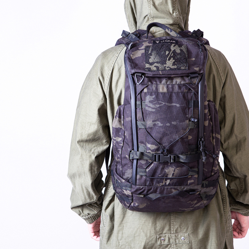 Liigear 25L Puffer Bomb Multifunctional Tactical Hiking Outdoor Backpack Urban Commuting Backpack