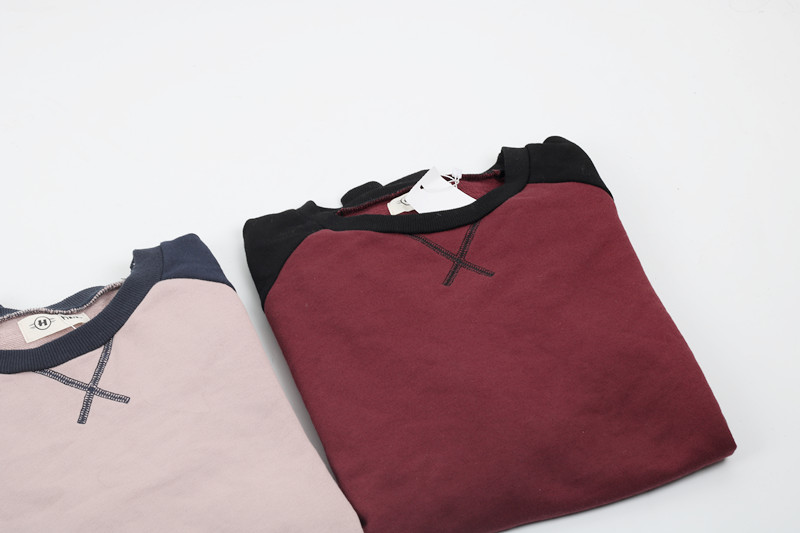 2 miếng! [Gõ tay áo raglan] Được khuyến nghị trong vấn đề này, kẻ trộm màu sắc phù hợp với màu sắc áo len dài tay đa năng áo khoác nữ hàng hiệu