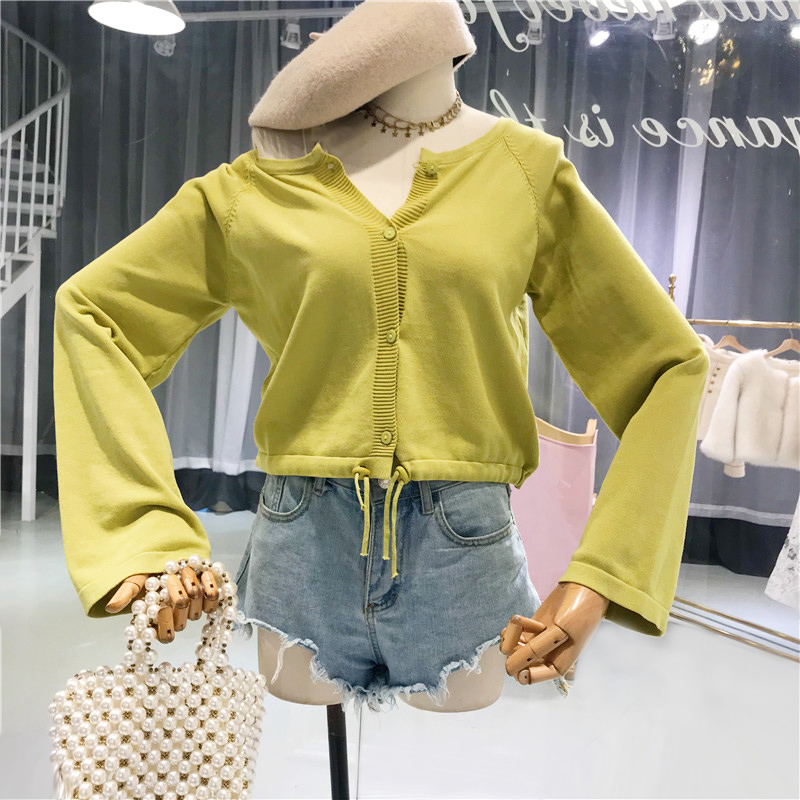 Hàn Quốc phiên bản của rắn màu Slim áo sơ mi nữ 2018 mùa hè mới cao đẳng gió dài tay áo đơn ngực hoang dã knit cardigan áo len gile nữ