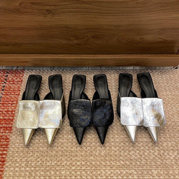 French-Style Stiletto Heeled Mules for Women, Suitable for Outdoor Wear, 2026 Summer New Fashion, Metal Buckle, Silver Pointed Toe Mules, Sandals