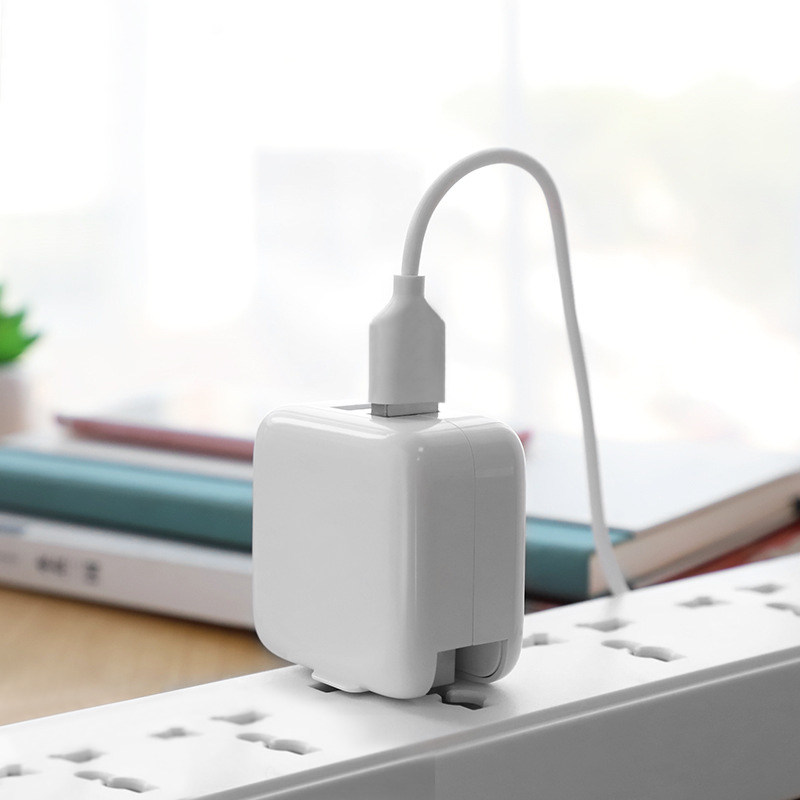 Single-port 2a smart single-head usb charger suitable for Android Huawei Apple 6 mobile phone charging plug fast and multi-purpose