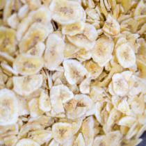 Full 2 bags of dried banana banana slices heat sealed real-time inspection Bulk weighing bag 228g