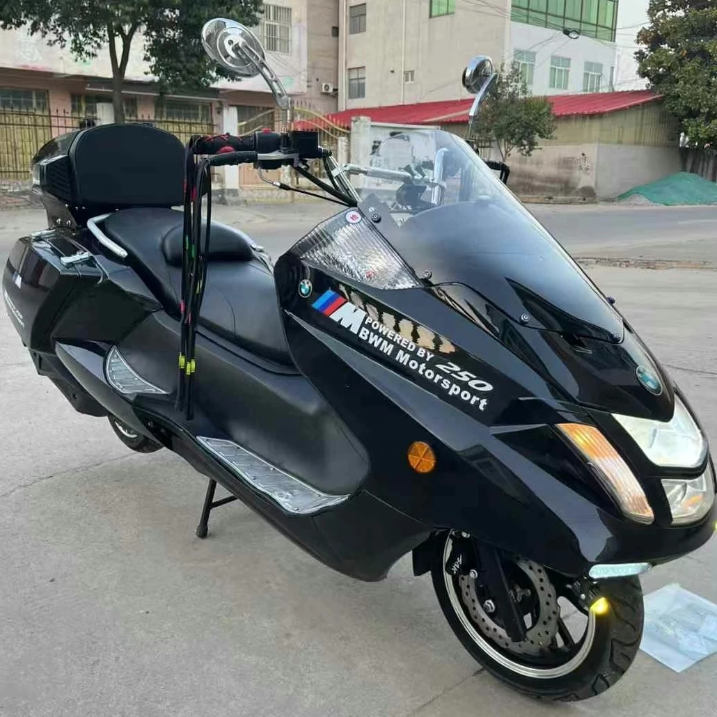 Скутер дальнего путешествия Suzuki импортирован Tianlang 650 большого размера EFI водяного охлаждения Honda 250 travel большой лодочный топливный мотоцикл