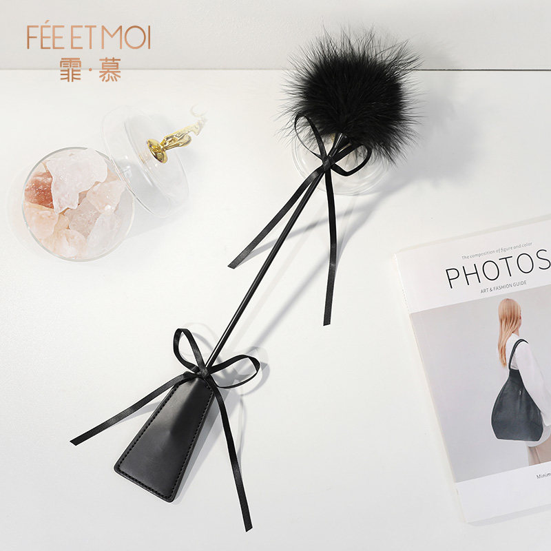 Feimu Sensual Gloves and Accessories detail 4