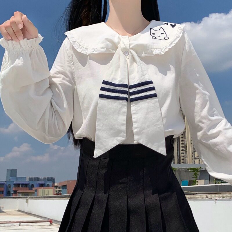 Japanese soft sister 2022 autumn new wooden ear love cat embroidery big leads a hundred shirts