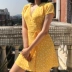 Pháp retro v-cổ váy eo giảm béo hoa một từ voan một mảnh màu vàng hoa váy kỳ nghỉ quấn váy - A-Line Váy