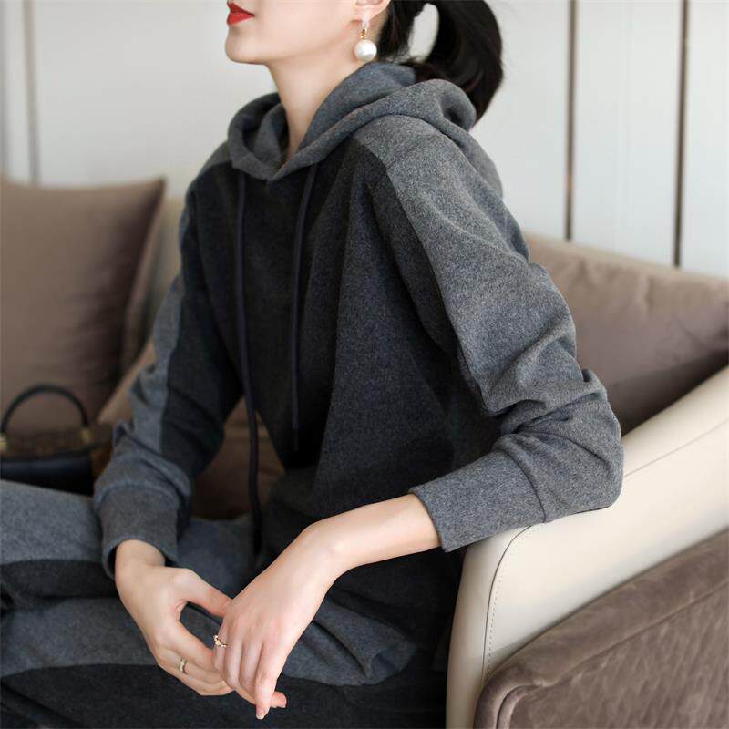 Advanced Fashion Minus Age Sports Suit Women 2022 Early Spring New Collision Color Splicing Sweatpants With Cap Sports Jersey Two Sets