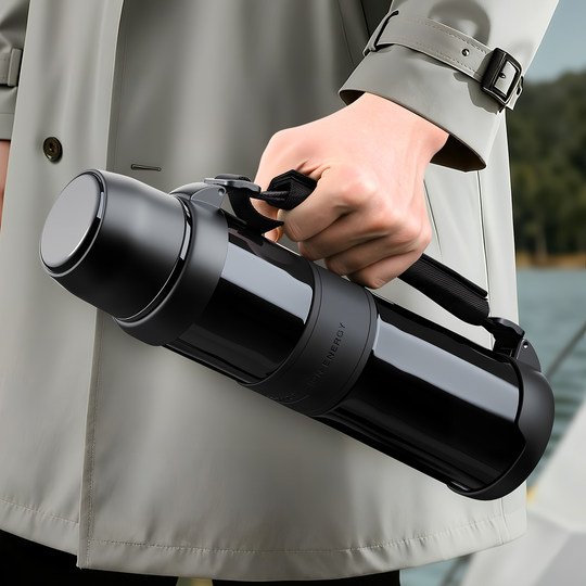 Insulated Kettle with Extra-Large Capacity for Outdoor Camping, Fishing, and Car Use, Made of 304 Stainless Steel, Large Size for Construction Site Use