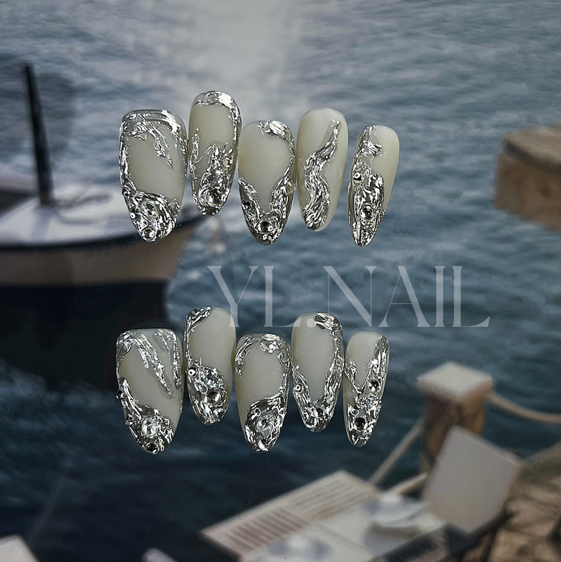 [Yl.Nail Holographic Liquid Silver] Handmade Nails ins Niche Silver Shape Cool Wearable Nails