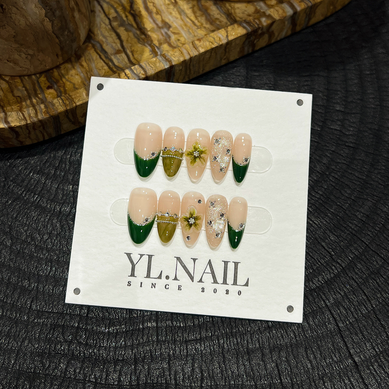 【Yl.Nail Has a Poetic Touch】Handmade Nail Pieces ins Unique Green French Style with Rhinestones, Brightening and Beautifying Nails, Press-On Nails 【Yl.Nail Has a Poetic Touch】Handmade Nail Pieces ins Unique Green French Style with Rhinestones, Brightening and Beautifying Nails, Press-On Nails