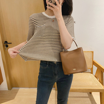 Big Ding homemade Italian Jin Mouth Fabric Round Neck Retro Striped Slim Knitting T Summer Breathable Joker Top