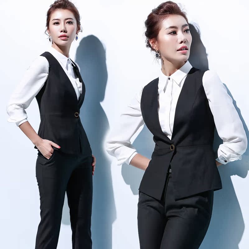 Tailleur femme - Ref 3242283 Image 1