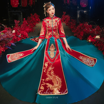 The Suchen show and the 2022 new brides are married to the wine and the Chinese-style wedding dragon-and-vest suit is a thin summer.