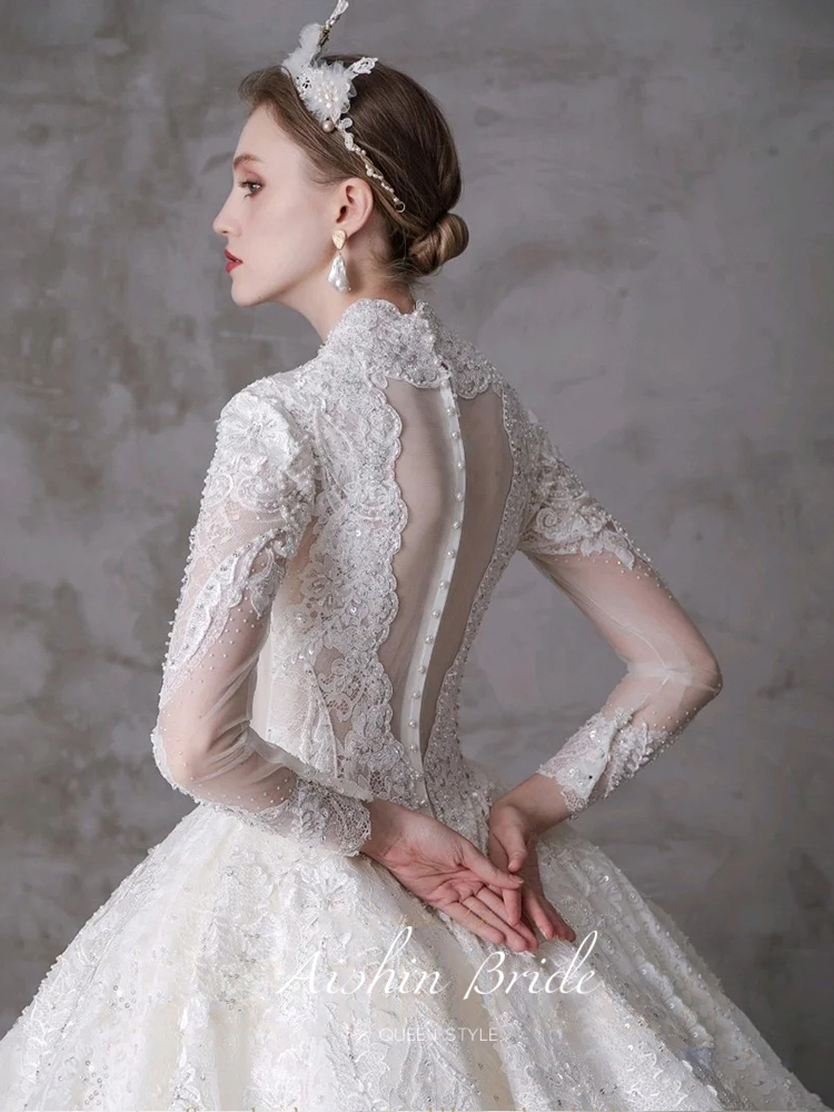 Wedding 2023 new bride French Heavy worker Dragon Tail Temperature retro temperament Senior court luxury high -definition long sleeve Wedding 2023 new bride French Heavy worker Dragon Tail Temperature retro temperament Senior court luxury high -definition long sleeve