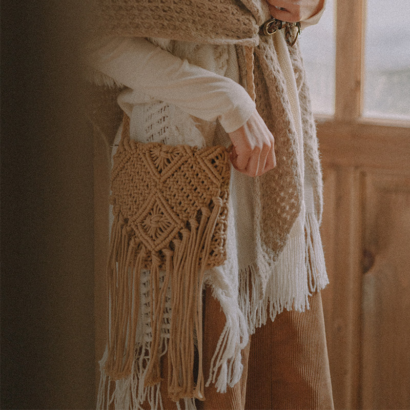 Dream horse-flow suhomemade woven Bauhausen retro single shoulder bag travel holiday seaside diagonal satchel folk wind