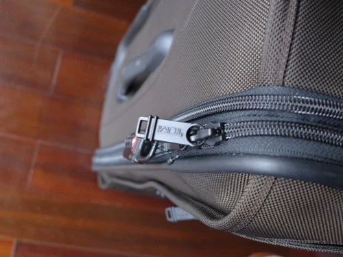 TUMI 22 -INCH TIE BOX назад Оригинальный Limited Limited Coffee 2014 Новая модель