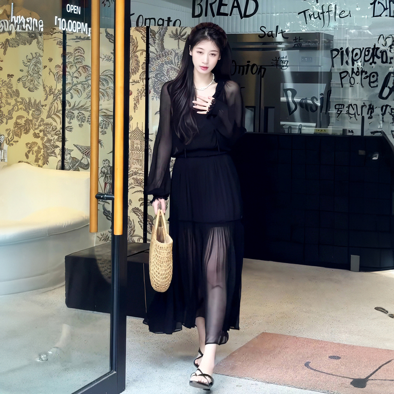 Black Mesh Dress 2026 Summer New Style, Elegant, Light Luxury, High-End, Unique, Beautiful, Sheer, Waist-Cinching Long Dress Black Mesh Dress 2026 Summer New Style, Elegant, Light Luxury, High-End, Unique, Beautiful, Sheer, Waist-Cinching Long Dress