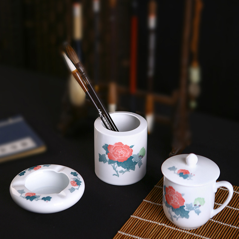 Ling-ling Porcelain Glaze Under five color ceramic stationery Three sets of tea cups Tobacco Ashtray Pen Holder Office Supplies set of tea set