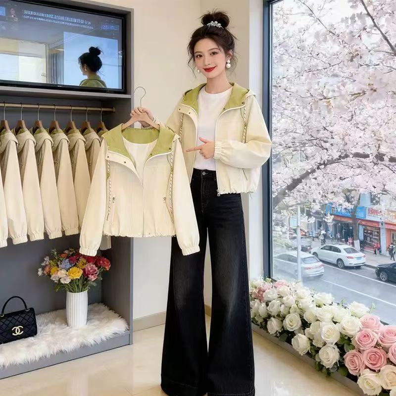 This Year's Popular Light-Mature Style Hooded Patchwork Jacket for Women, Long-Sleeved Zipper, Age-Reducing, Petite Casual Jacket This Year's Popular Light-Mature Style Hooded Patchwork Jacket for Women, Long-Sleeved Zipper, Age-Reducing, Petite Casual Jacket