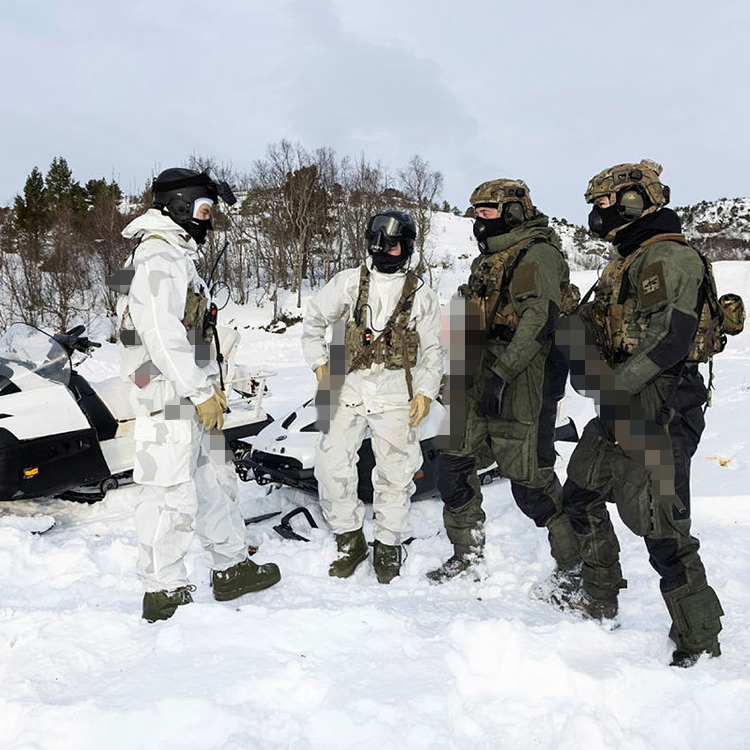 British version of Royal naviyboat Mission SBS Private Assault Combat Uniform Frog Class waterproof clothing is quite rare