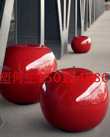 Specializing in the production of fiberglass vegetable apple sculpture simulation apple seat sculpture creative chair sculpture