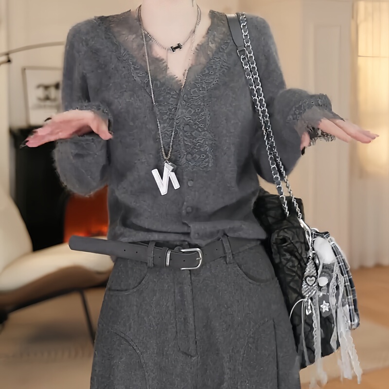 High-End Design Gray V Neck Lace Edge Knitted Cardigan 2026 Early Spring New Style Elegant Age-Reducing Accessible Luxury Sweater