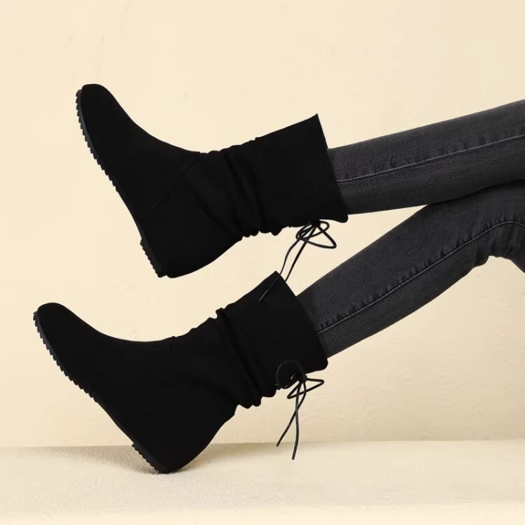 Round-Toe Flat Black Short Boots, Suede Comfortable Martin Boots, Fleece-Lined Cotton Boots, Korean Style Women's Shoes, Autumn and Winter Mid-Calf Boots Round-Toe Flat Black Short Boots, Suede Comfortable Martin Boots, Fleece-Lined Cotton Boots, Korean Style Women's Shoes, Autumn and Winter Mid-Calf Boots