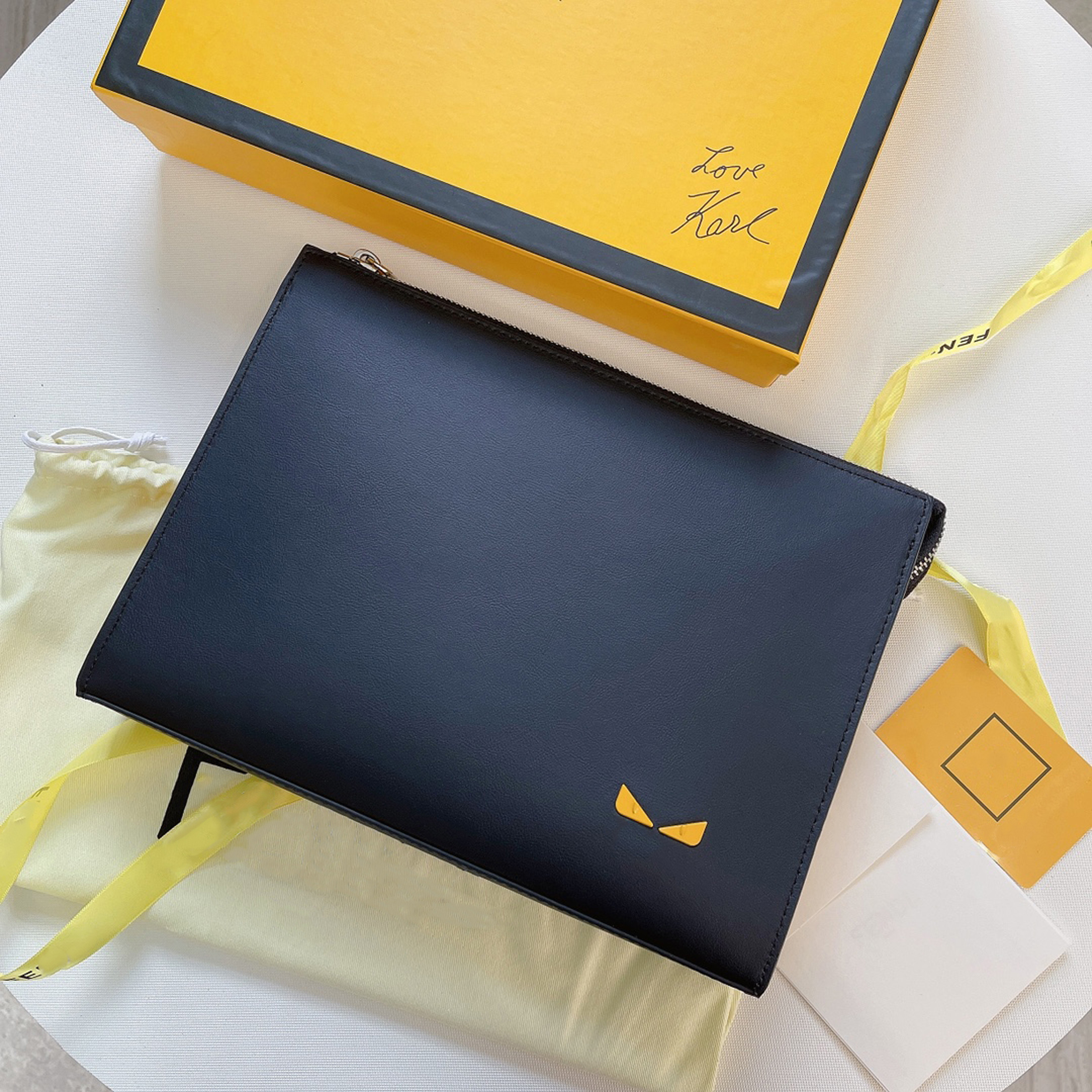 Men's handbag genuine leather youth boardroid monster light extravagant and large capacity wash-up hand bag soft bull leather handbag male wallet bag