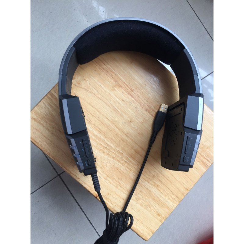 Thunder Snake Female Selfie Headphones Built-in Acoustic Card Shortage Mic no sponge