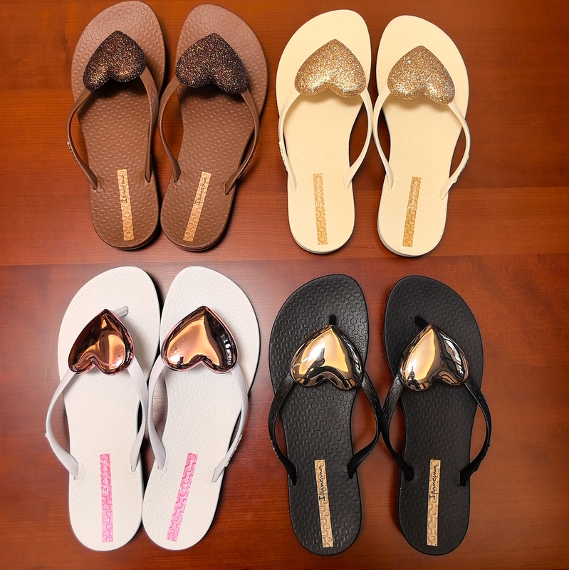 26 New Models of Brazilian Ipanema Heart-Shaped Flip-Flops, Beach Slippers, Flat Non-Slip Soft-Soled Women's Beach Sandals for Summer