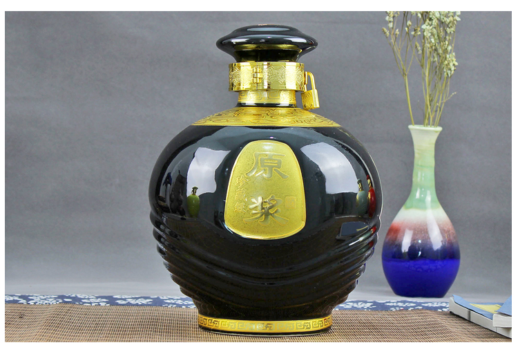 Rượu vang Jingdezhen chai 1 kg / 3 kg / 5 kg đỏ niêm phong thùng rượu vang thùng rượu rỗng với năm pound tải bình ly rượu vang đỏ đẹp