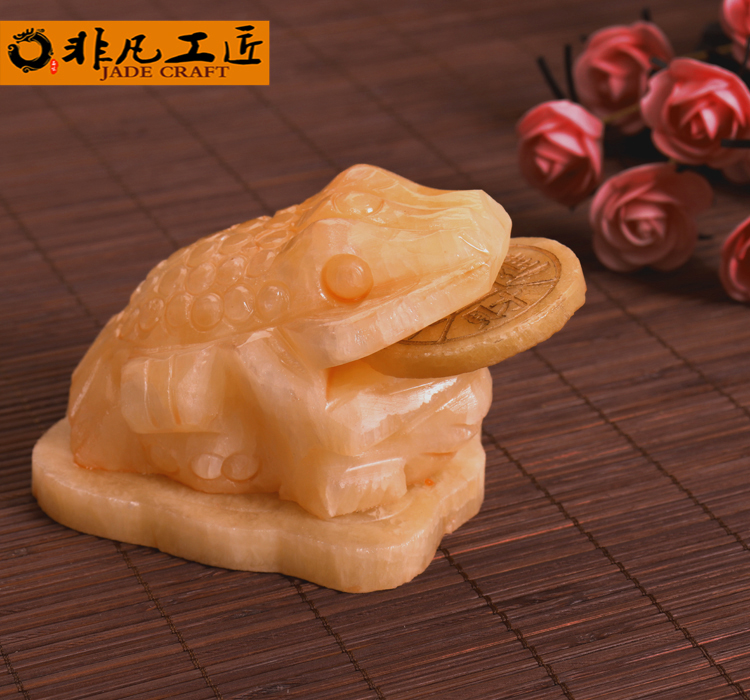 Natural Jade Lucky Golden Toad Ornament Three-legged Toad Shop Opening Gift Feng Shui Decoration Golden Cicada