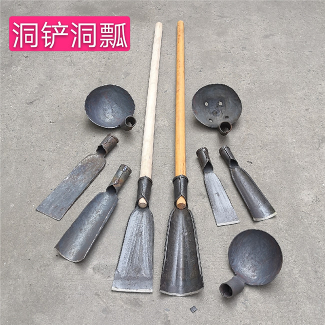 Hole scoop Hole shovel Steel forging digging wire hole shovel Wooden hole scoop digging shovel Digging soil iron scoop shovel Hole tool