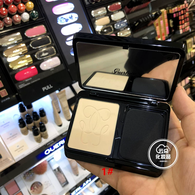 Guerlain / Guerlain Gold Diamond Face Powder SPF15 / PA2018 Thu mới 01 / Set Makeup Control Oil - Bột nén phấn phủ maybelline fit me