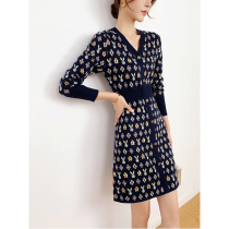 Niu Zi and Du Zi QZ1090592 cute and temperament a variety of yarn shiny wool knitted dress