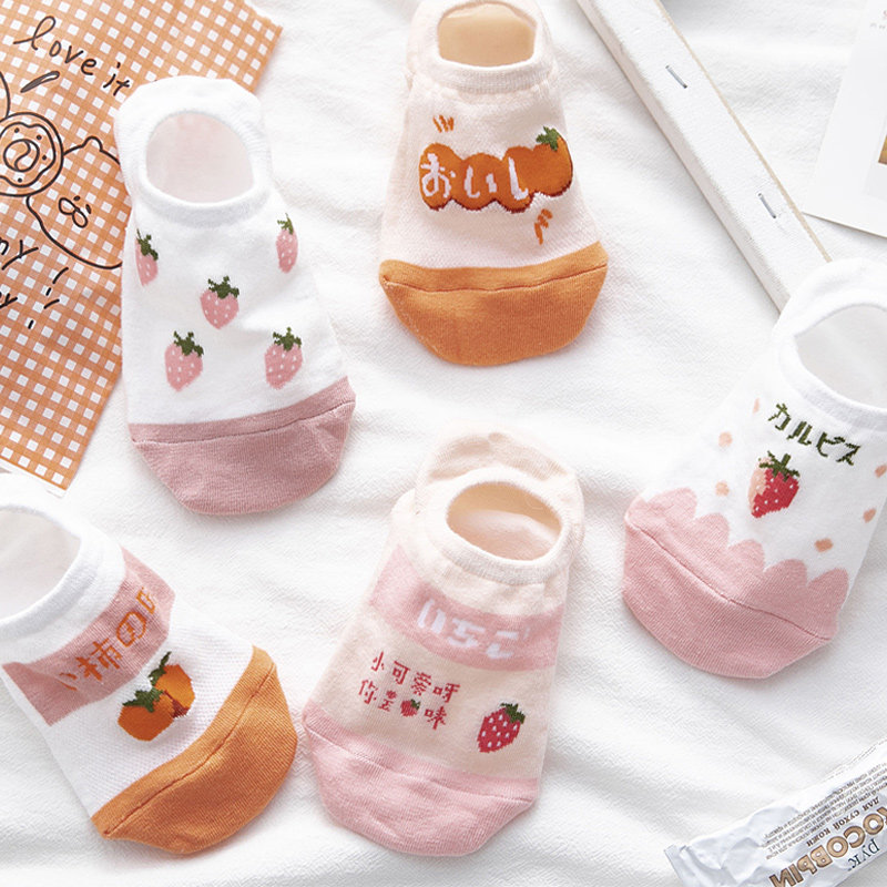 Strawberry socks boat socks female shallow mouth invisible Japanese cute silicone non-slip summer thin pink ins tide socks
