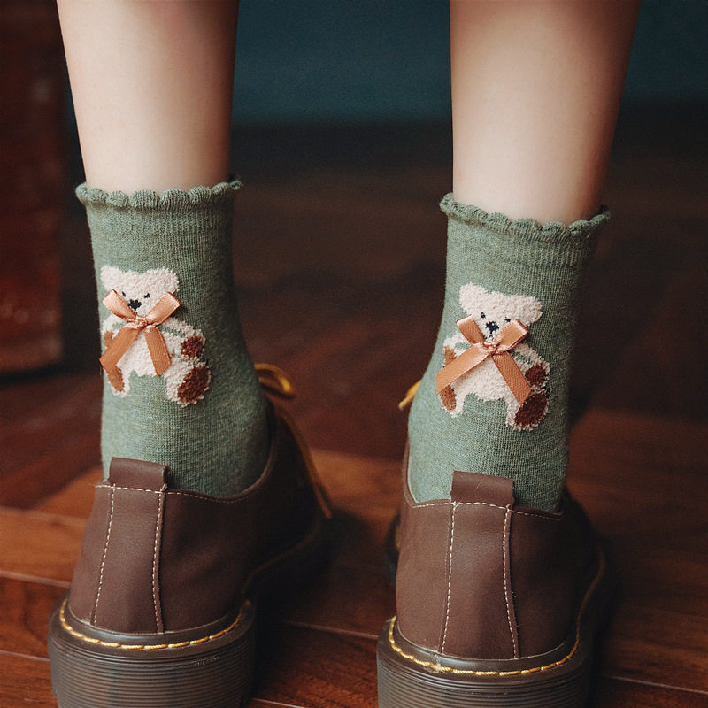 Socks women's middle tube ins tide autumn and winter cute three-dimensional cartoon bow bear heel Japanese net red wild