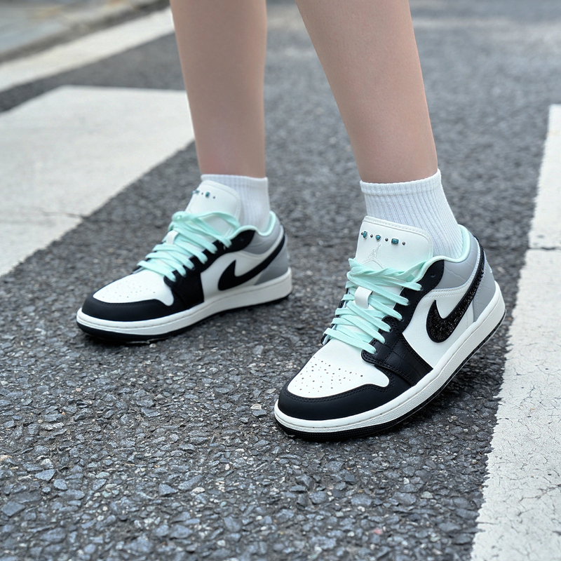 Nike Women's Shoes Air Jordan 1 Sports Shoes Basketball Shoes Ix5001-101 Nike Women's Shoes Air Jordan 1 Sports Shoes Basketball Shoes Ix5001-101