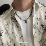 Ожерелье из жемчуга в стиле хип-хоп, небольшая дизайнерская цепочка до ключиц, свитер, аксессуар, с драгоценным камнем, простой и элегантный дизайн, тренд сезона