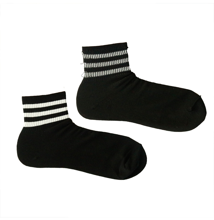 Hàn Quốc nhập khẩu vớ ba sọc cơ bản thể thao nam cotton hoang dã vớ đen thấp vớ nam - Vớ sợi tre quần tất da nữ