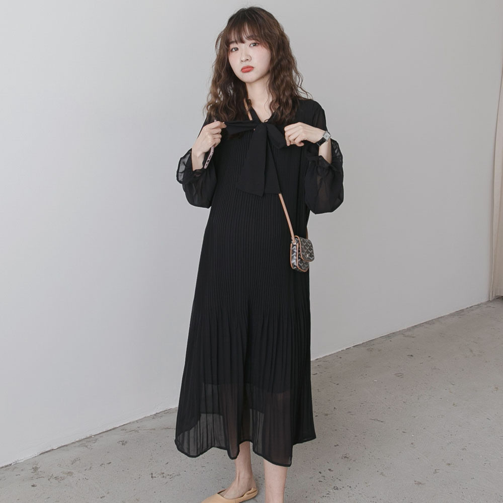 Pregnant Woman Foreign Dress Autumn Dress Collar Lacing Plexu Skirt Easy large size Long sleeves Pregnant Woman Dress Less Snow Spinning Gestational Woman Dress