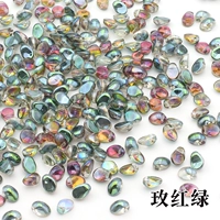 Роза красный зеленый