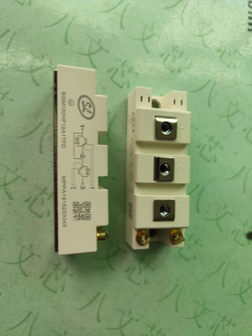 The IGBT module SGM100HF12A1TFD